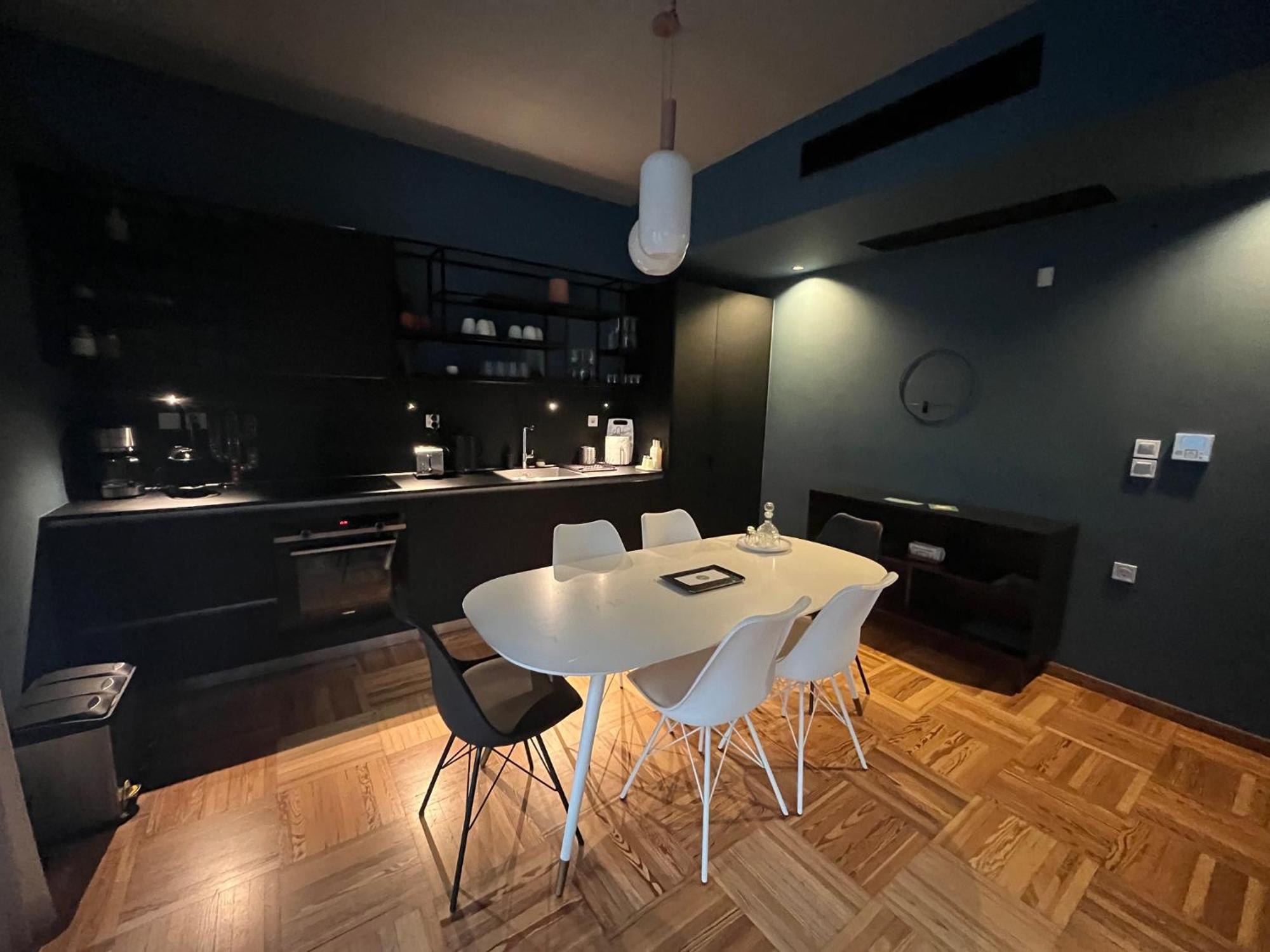 The H Experience Boutique Apartments 아테네 외부 사진
